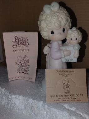 Precious Moments Cream and Light Pink 1987 Figurine - Love Is The Best Gift